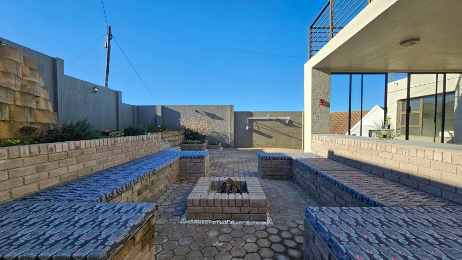 5 Bedroom Property for Sale in Dana Bay Western Cape